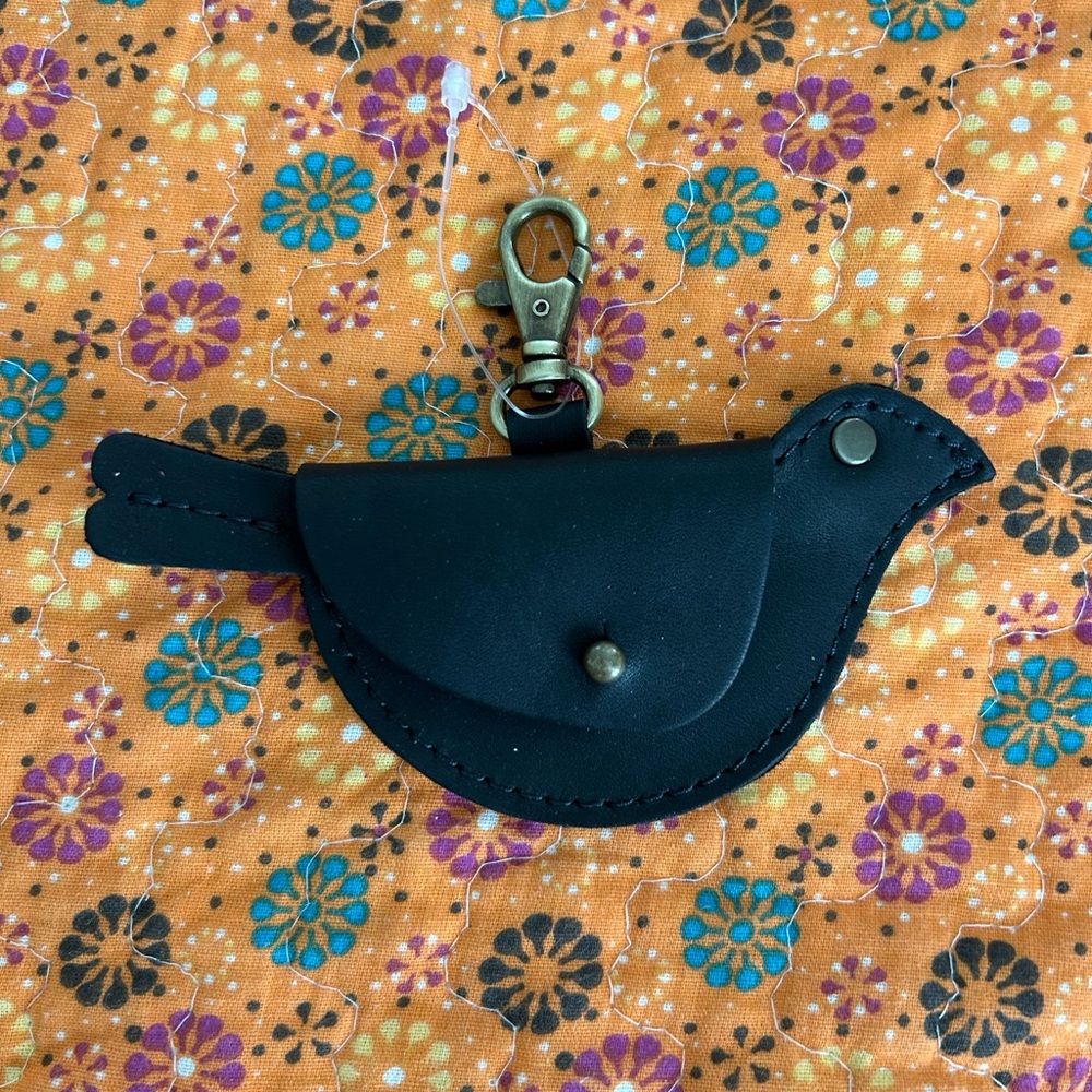 NWOT Portland Leather Mockingbird Midnight Keychain